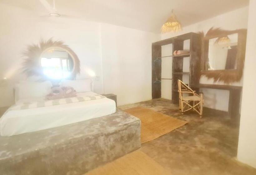 Номер Deluxe Вид на Море Боковой, Garden Beach Bungalows Jambiani