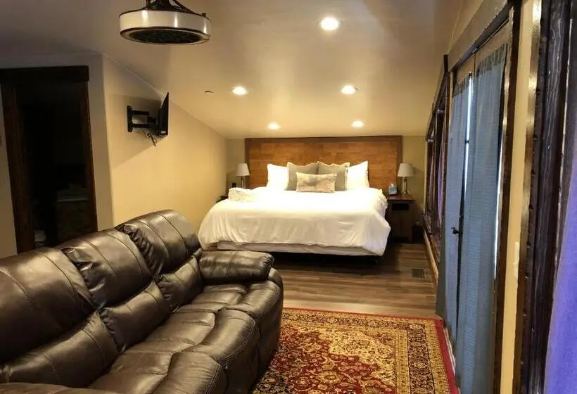 キングサイズベッドのスイートルーム, Zion Cliff Lodge