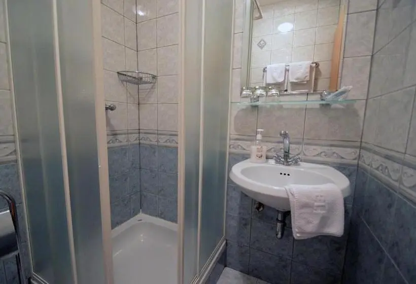 اتاق استاندارد سه نفره, B&b Brezov Gaj