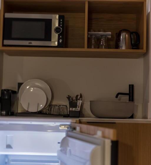 اتاق لوکس, Welldone Quality  Crystal Pool