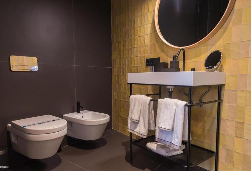 اتاق پرمیوم, Welldone Quality  Crystal Pool