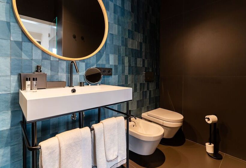 اتاق استاندارد, Welldone Quality  Crystal Pool