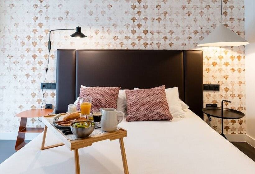 اتاق پرمیوم, Welldone Quality  Crystal Pool