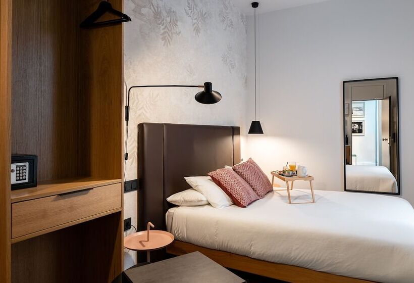 اتاق سوپریور, Welldone Quality  Crystal Pool