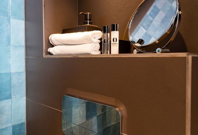 اتاق لوکس, Welldone Quality  Crystal Pool