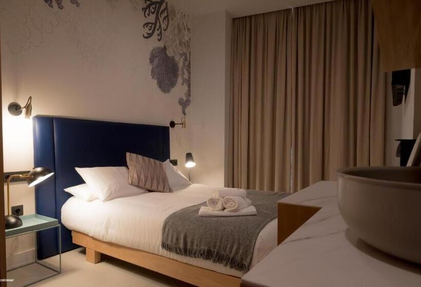 اتاق لوکس, Welldone Quality  Crystal Pool