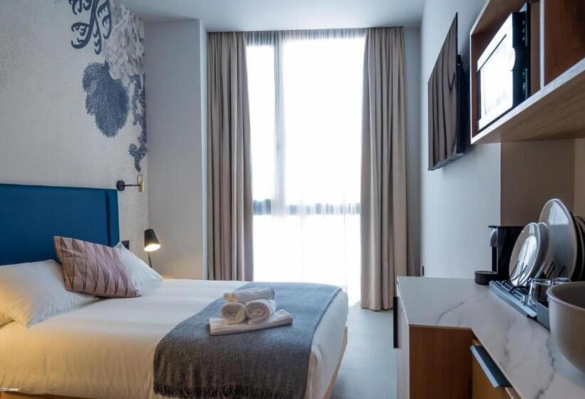 اتاق لوکس, Welldone Quality  Crystal Pool