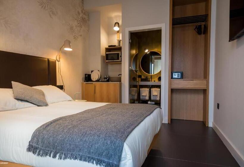 اتاق استاندارد, Welldone Quality  Crystal Pool