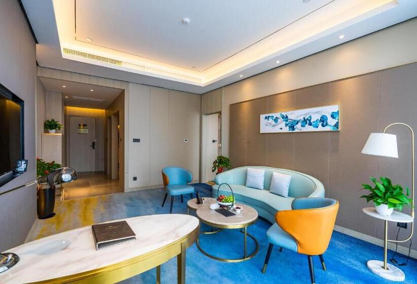 جناح إدارى, Wenzhou Maison New Century