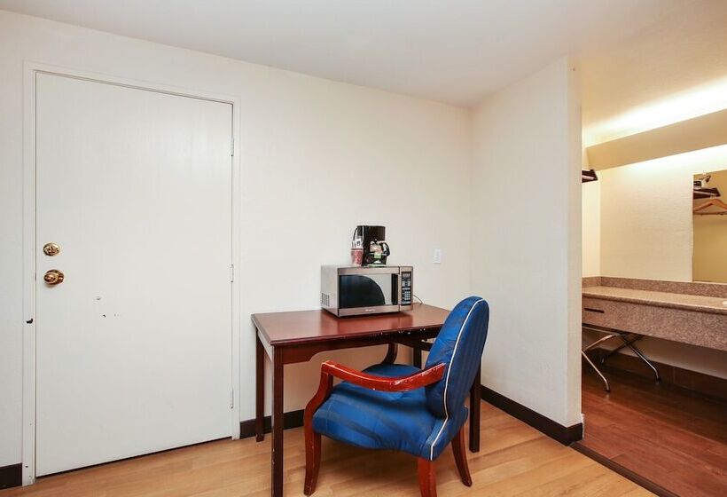 수피리어 룸, Red Roof Inn Lompoc