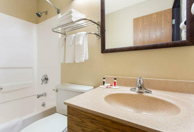 Люкс, Super 8 By Wyndham Weston Wv