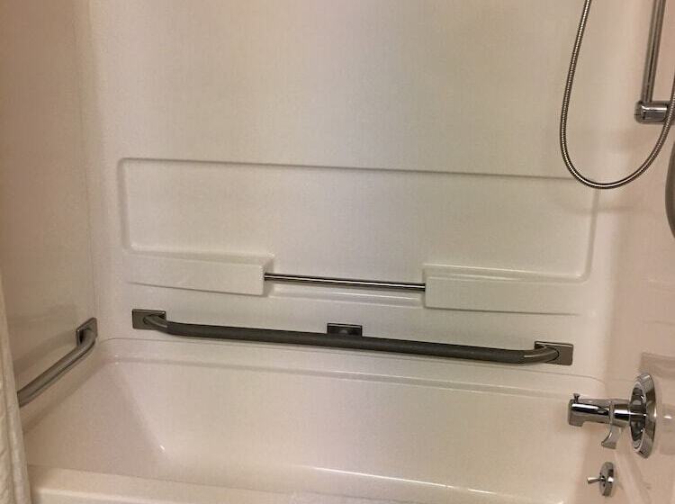 Номер Стандарт Адаптированный для Инвалидов, Super 8 By Wyndham Weston Wv