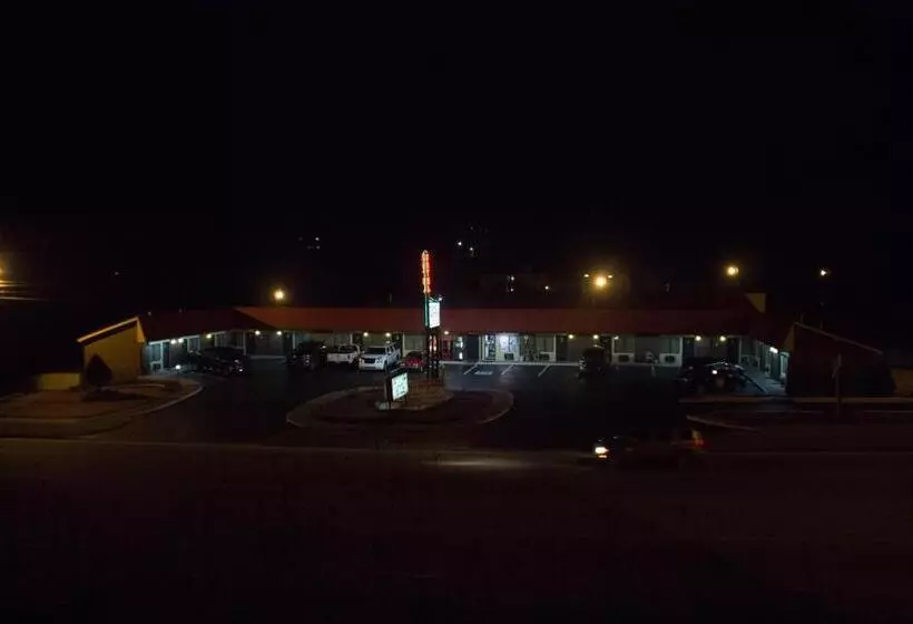 スタンダードルーム, Tazewell Motor Lodge