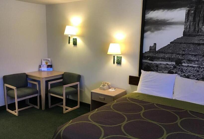 חדר סטנדרט, מיטת קינג, מותאם לאדם עם מוגבלויות, Arch Canyon Inn