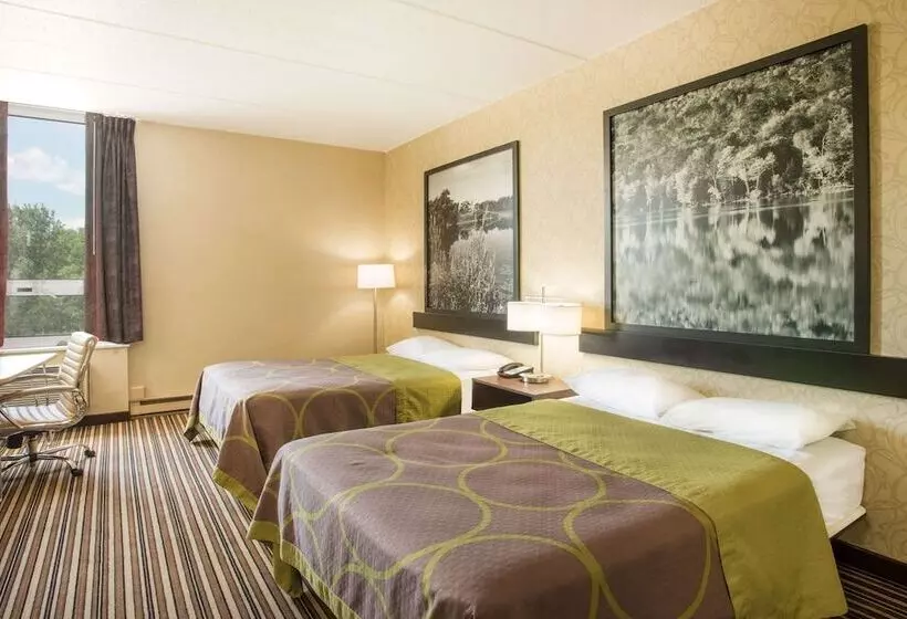 Standard-huone 2 Parivuodetta, Super 8 By Wyndham Plattsburgh