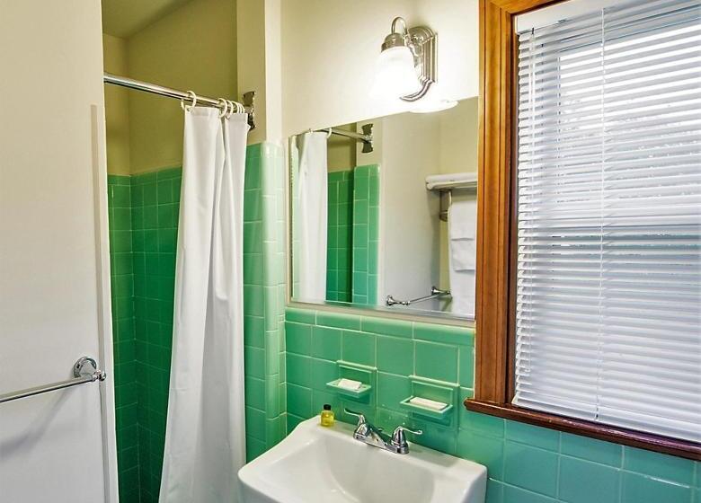 スタンダードルーム, Sutton Inn