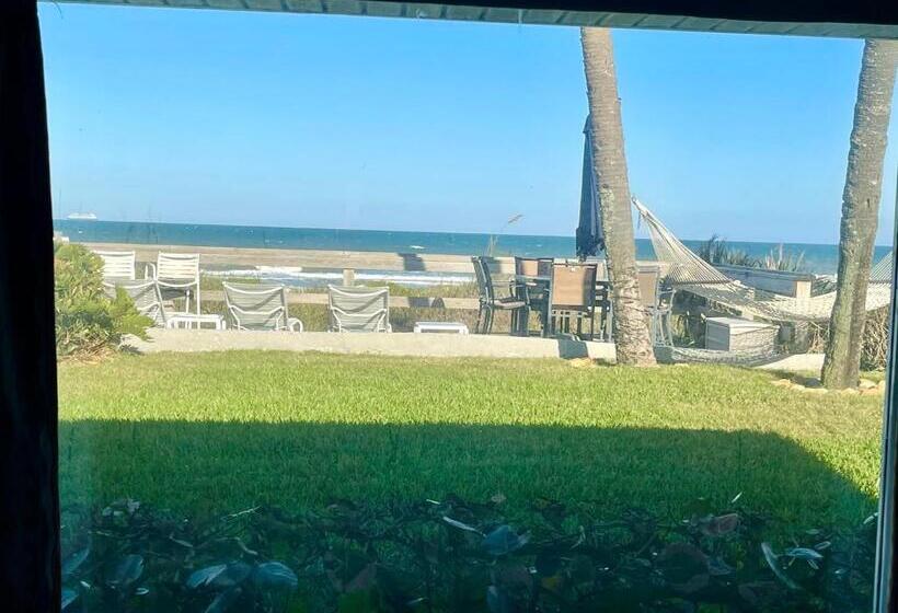 Люкс Вид на Море, Surf Studio Beach Resort