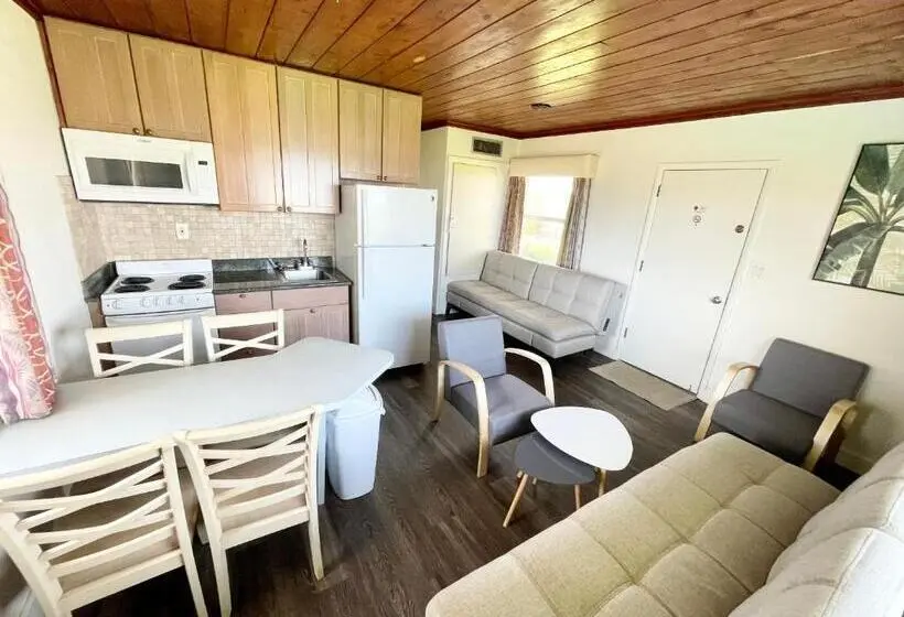 オーシャンビュースイート, Surf Studio Beach Resort