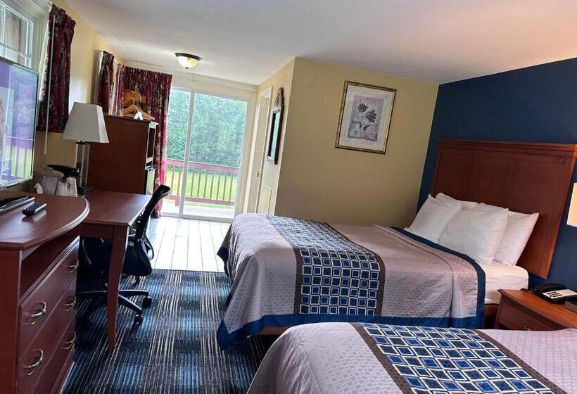 غرفه قياسيه سريرين مزدوجين, Swiss Chalets Village Inn