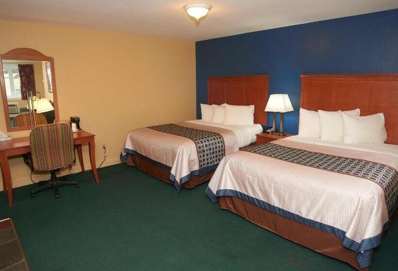 غرفة قياسية مزوَّدة بجاكوزي, Swiss Chalets Village Inn