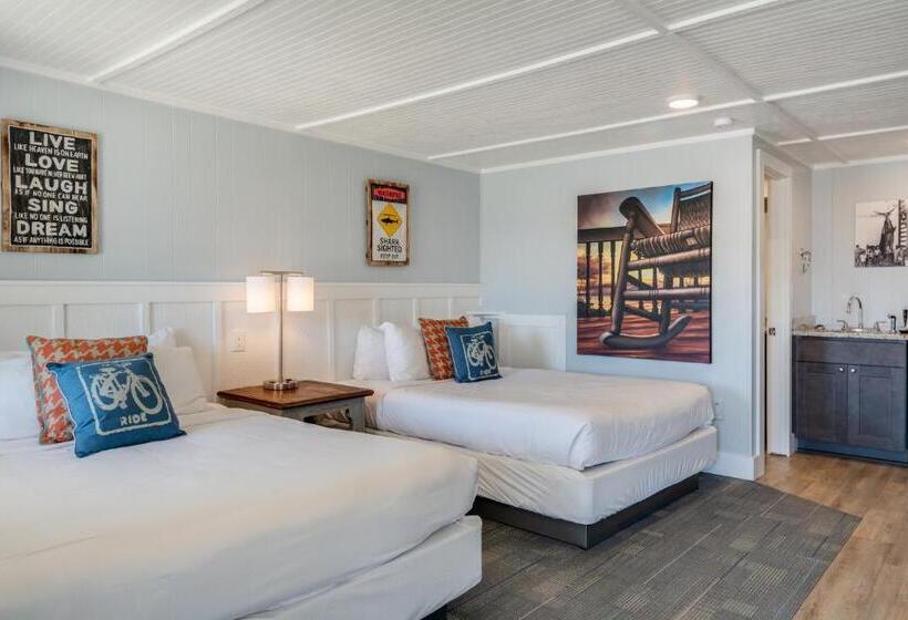 Номер Стандарт, Tar Heel Motel