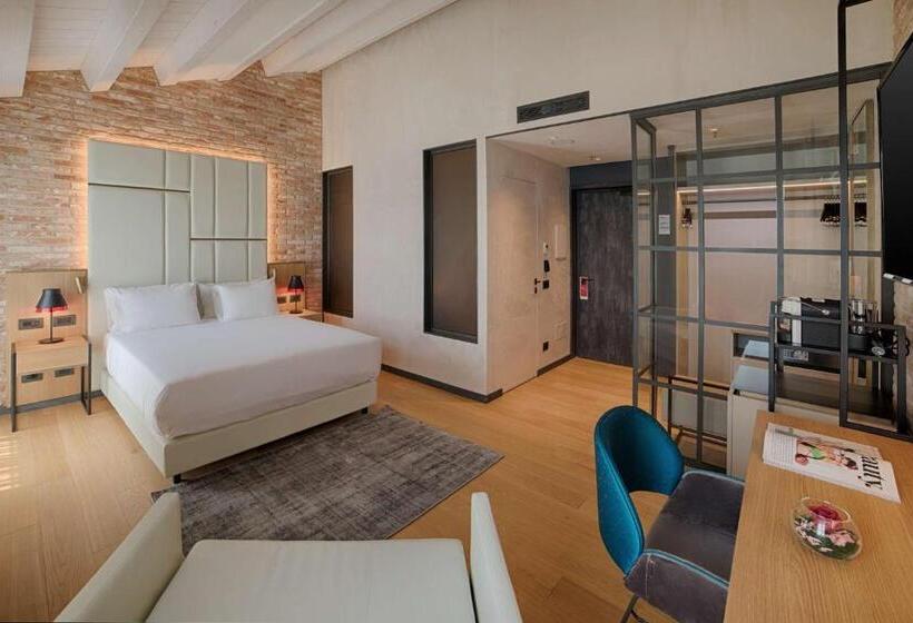 青年复式套间, NH Collection Murano Villa