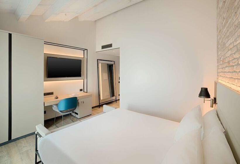 Premium room with terrace, NH Collection Murano Villa