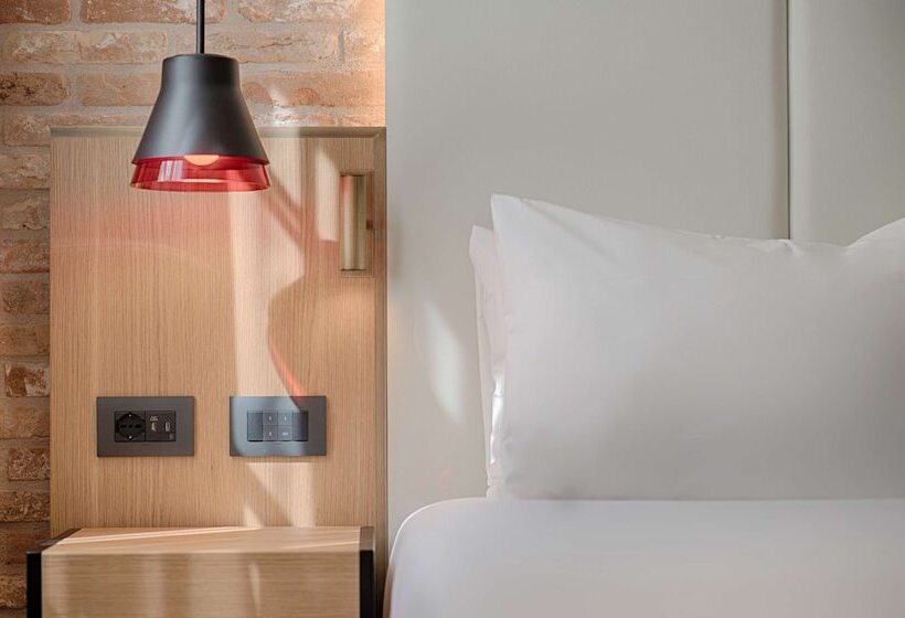 Premium room with terrace, NH Collection Murano Villa