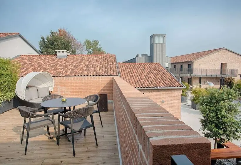 Premium room with terrace, NH Collection Murano Villa