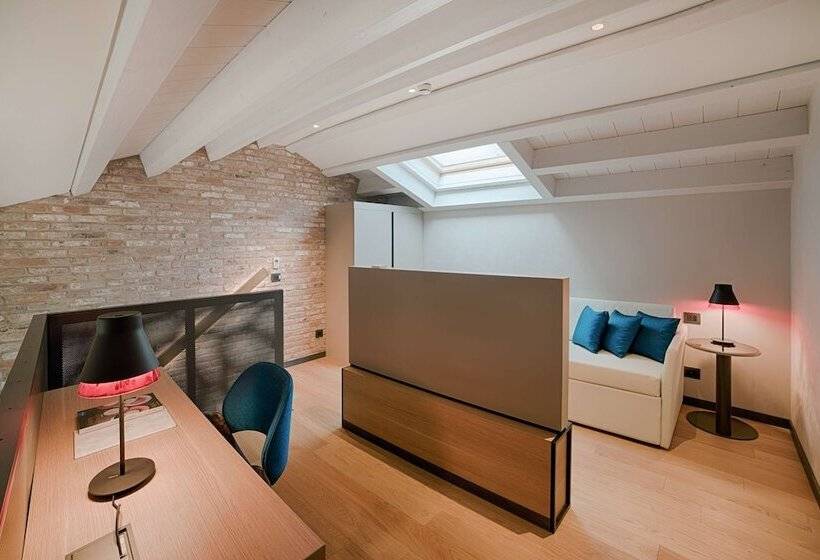 青年复式套间, NH Collection Murano Villa