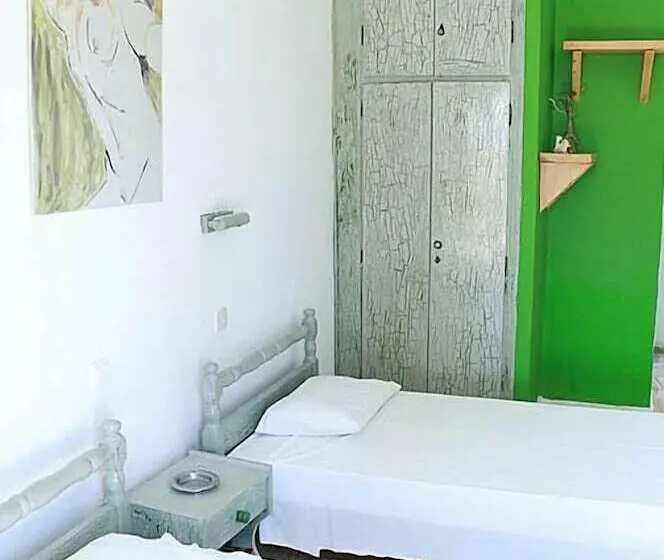 Studio Standard, Gongis Studios