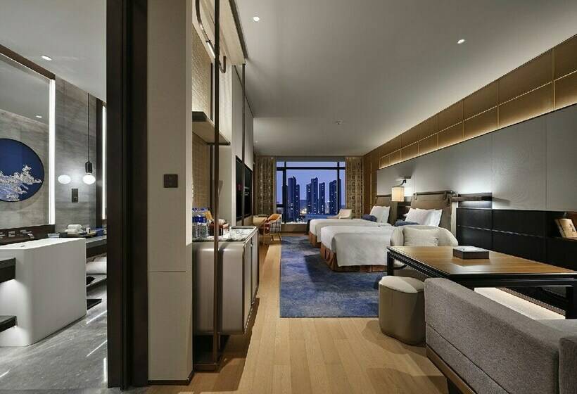 اتاق پرمیوم, Hualuxe Nanjing Yangtze River