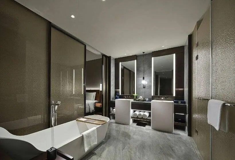 リバービュースイート, Hualuxe Nanjing Yangtze River