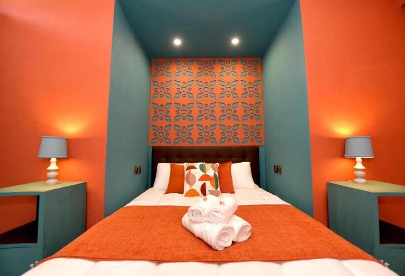 اتاق استاندارد با تخت بزرگ, The Lodge