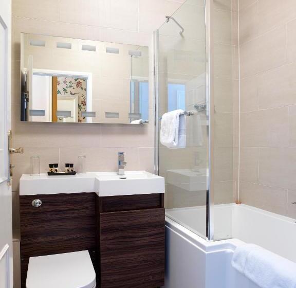 Номер Superior, The Bull Hotel Maidstone/sevenoaks