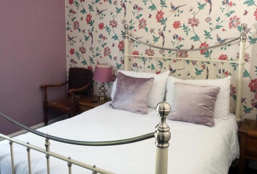 Номер Superior, The Bull Hotel Maidstone/sevenoaks