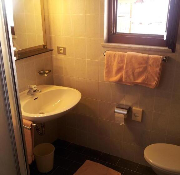 스탠다드 룸, Garni Doris