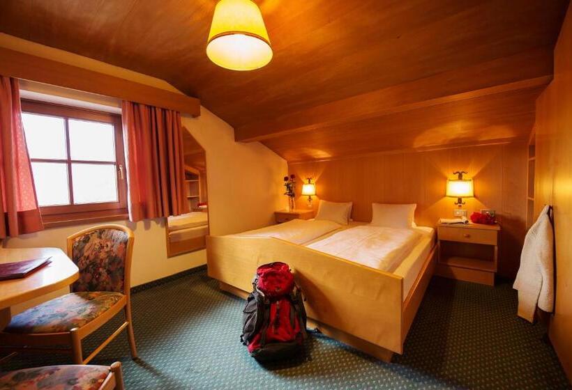 기본룸, Garni Doris