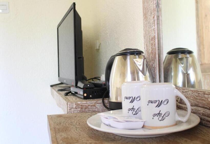 חדר סטנדרט נוף לבריכה, Mango 5