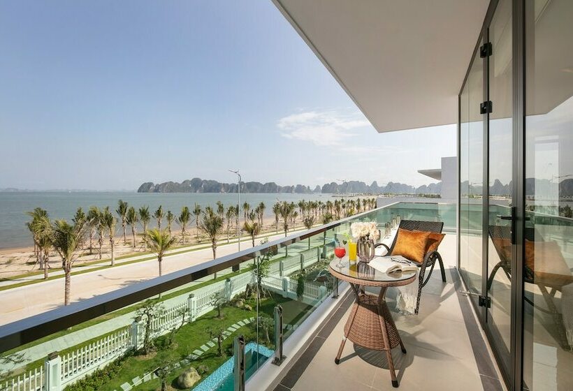 اتاق استاندارد با چشمانداز دریا, Tuan Chau Kingly Villa