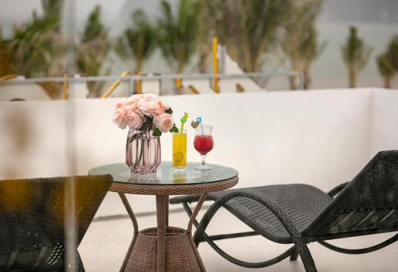 اتاق استاندارد با چشمانداز دریا, Tuan Chau Kingly Villa