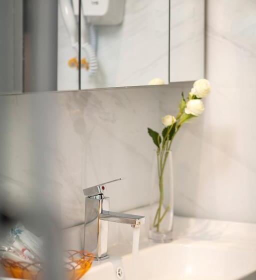 اتاق استاندارد با چشمانداز دریا, Tuan Chau Kingly Villa