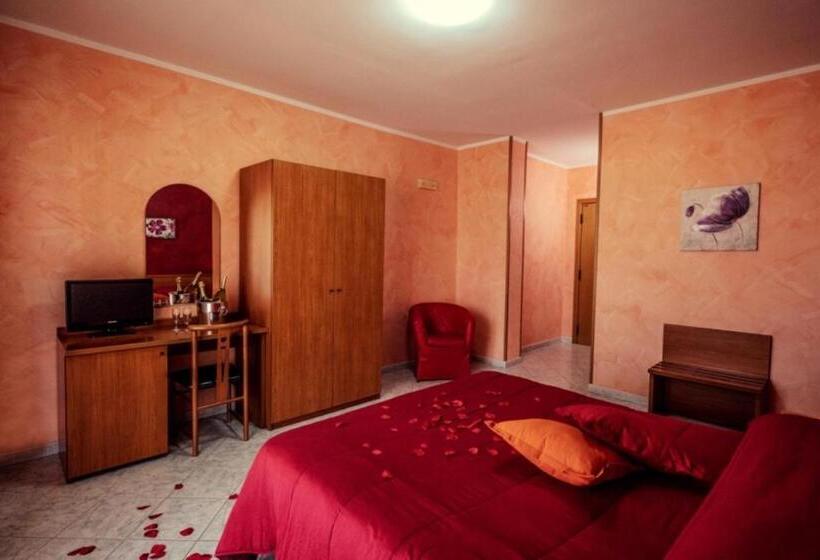 Номер Стандарт, Venere