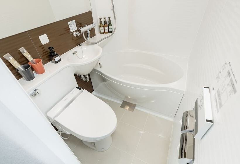 غرفة قياسية ثلاثية, M S Hotel Sanjo Wakoku