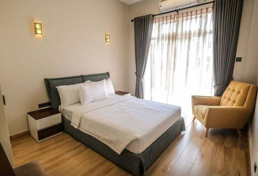 Апартаменты 3 Спальни, Pink Elephant Tourist Apartment