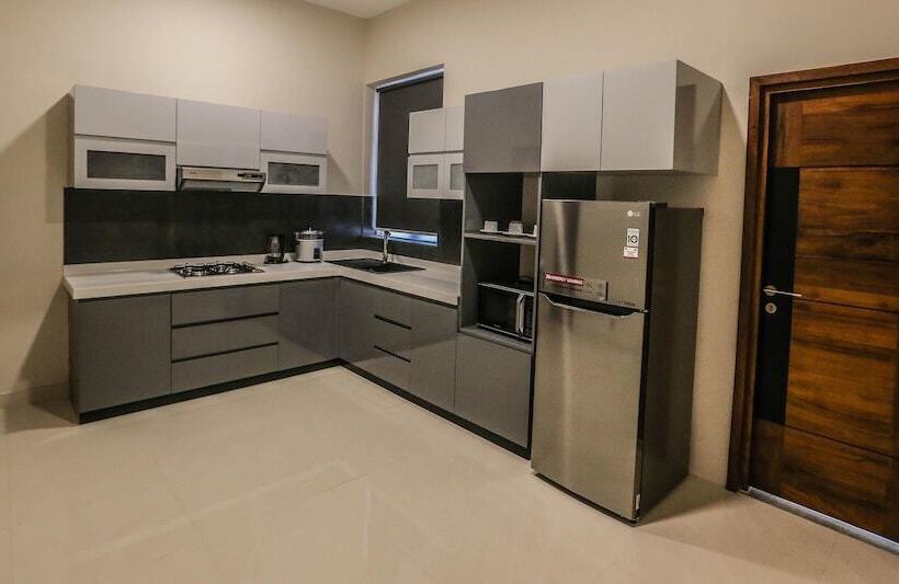 ３ベッドルームアパートメント, Pink Elephant Tourist Apartment