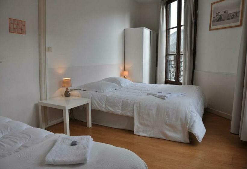 اتاق استاندارد سه نفره, Cafe Hotel Du Theatre