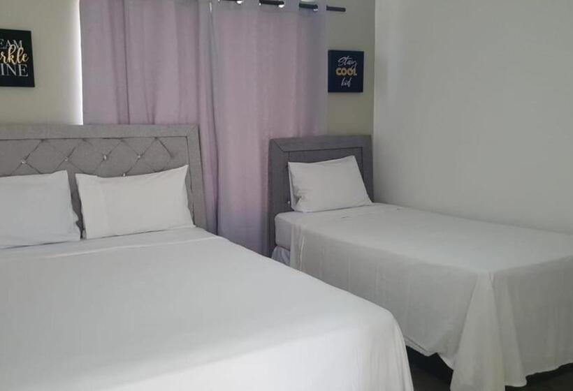 Habitación Triple Estándar, Casa Docia