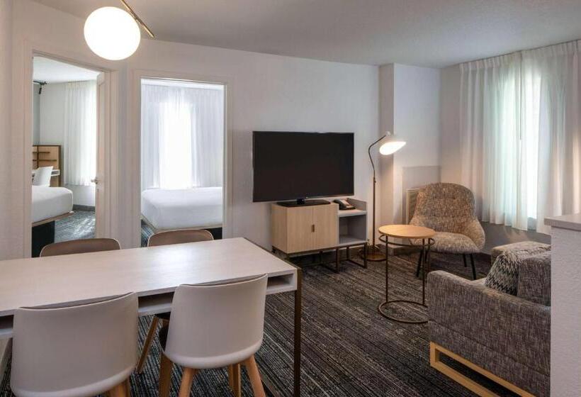 침실 2개 스위트, Sonesta Simply Suites Falls Church