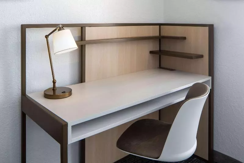 身障者適用スイートルーム, Sonesta Simply Suites Falls Church